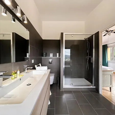 Belle Demeure Dans Les Hauteurs D'ollioules Feriehus